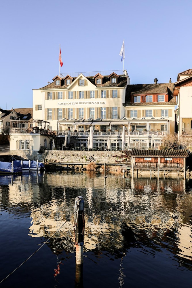 Hotel Hirschen am See — hotel in Meilen
