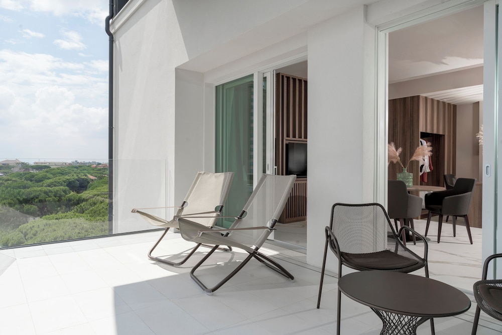 Bolina Suite Hotel — Cervia