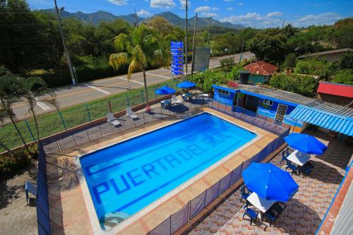 Glamping Girardot & Hotel Puerta Del Sol Girardot — hotel in La Virginia