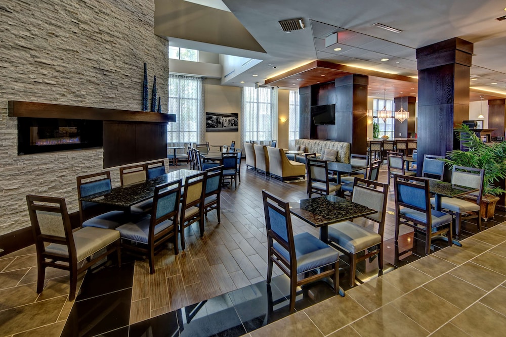 Hampton Inn & Suites Nashville Downtown - photo 5