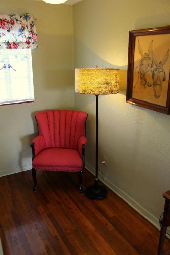 Blue Swallow Motel - photo 27