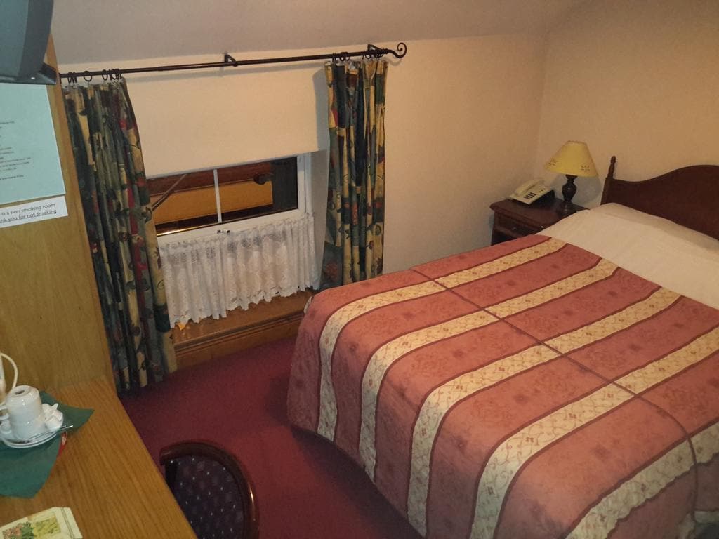 Bridge Hotel