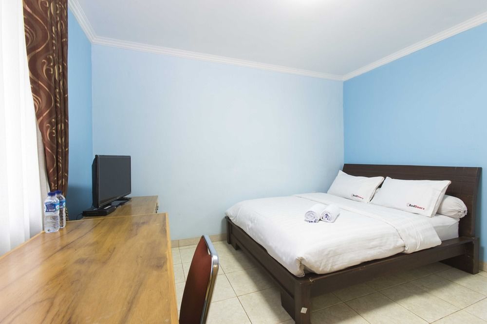 RedDoorz near Pasar Santa in Jakarta, Indonesia