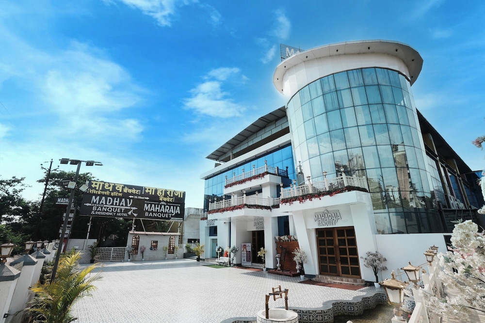 Madhav Residency Hotel & Banquet Kalyan Mumbai in Thane, India