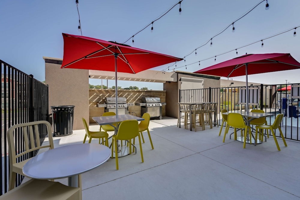 Home2 Suites Temple - photo 44