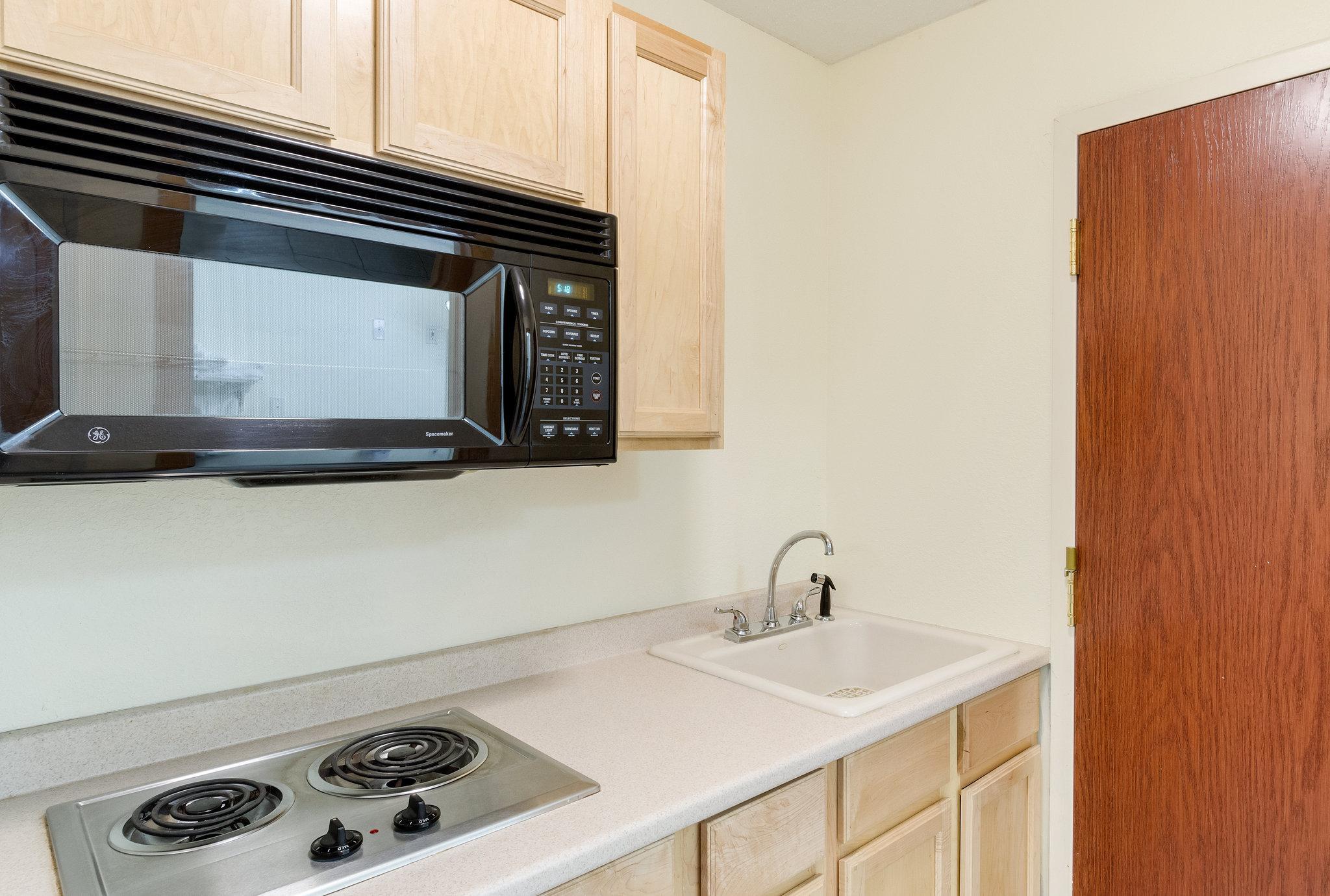 Red Roof Inn Sutton - featured photo