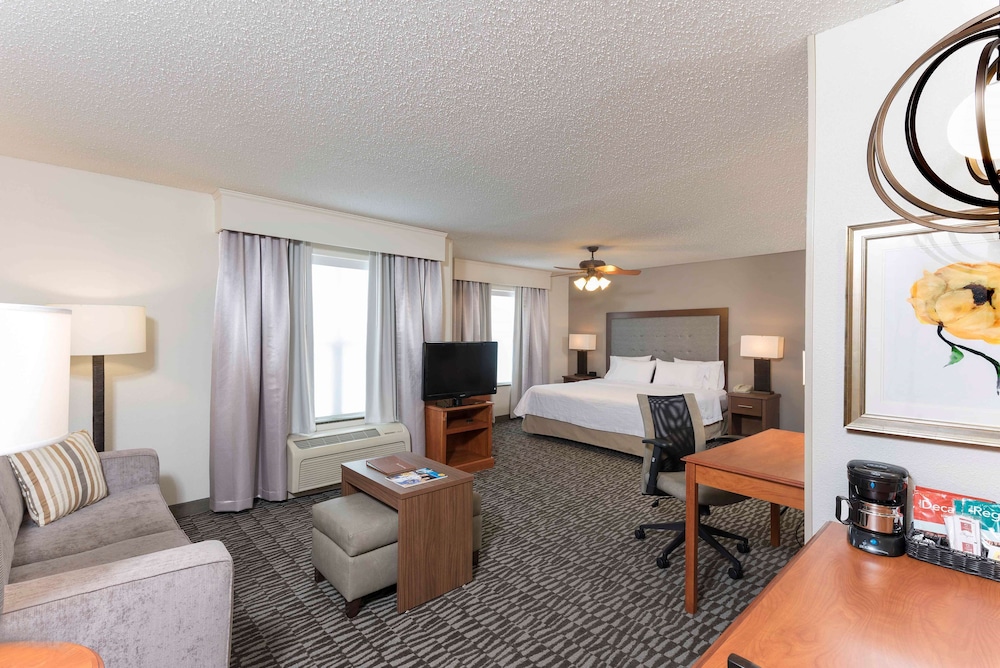 Homewood Suites by Hilton Indianapolis Airport Plainfield - photo 9