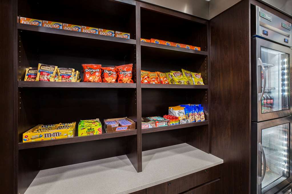 La Quinta Inn by Wyndham Everett - photo 28
