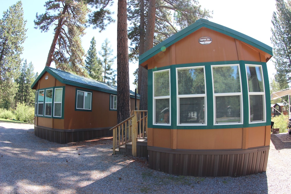 Crater Lake Resort - photo 17
