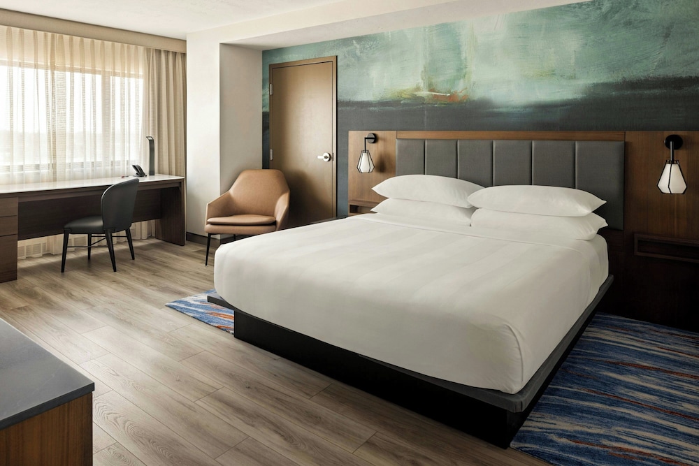 Oshkosh Marriott Waterfront Hotel & Convention Center - photo 14