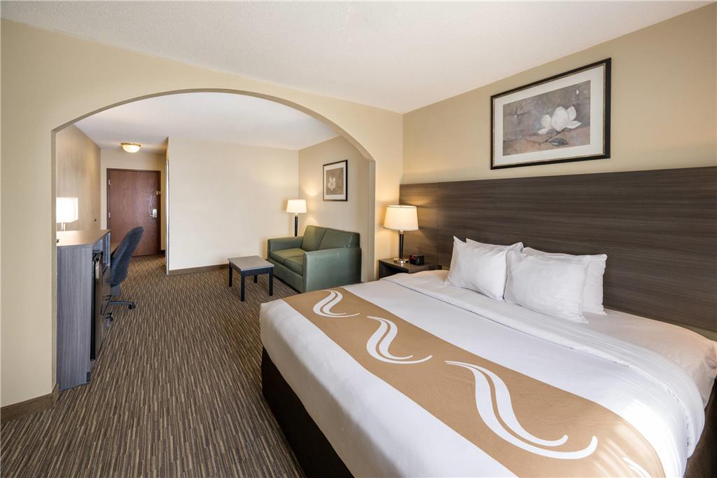 Quality Inn & Suites Fishkill South near I 84 - photo 23