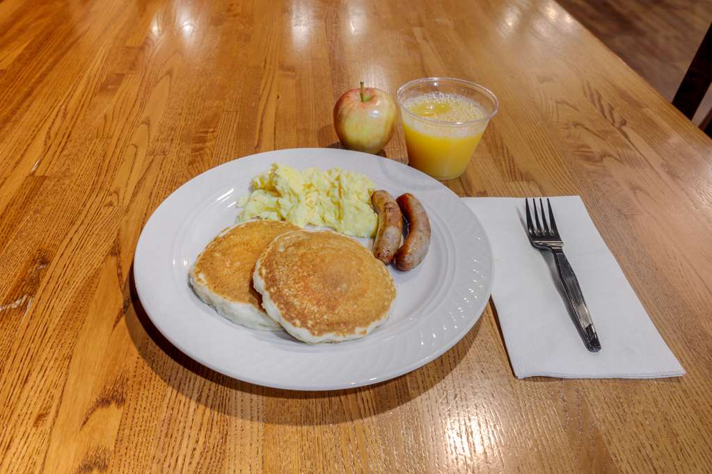 Best Western Plus Dubuque Hotel & Conference Center - photo 37
