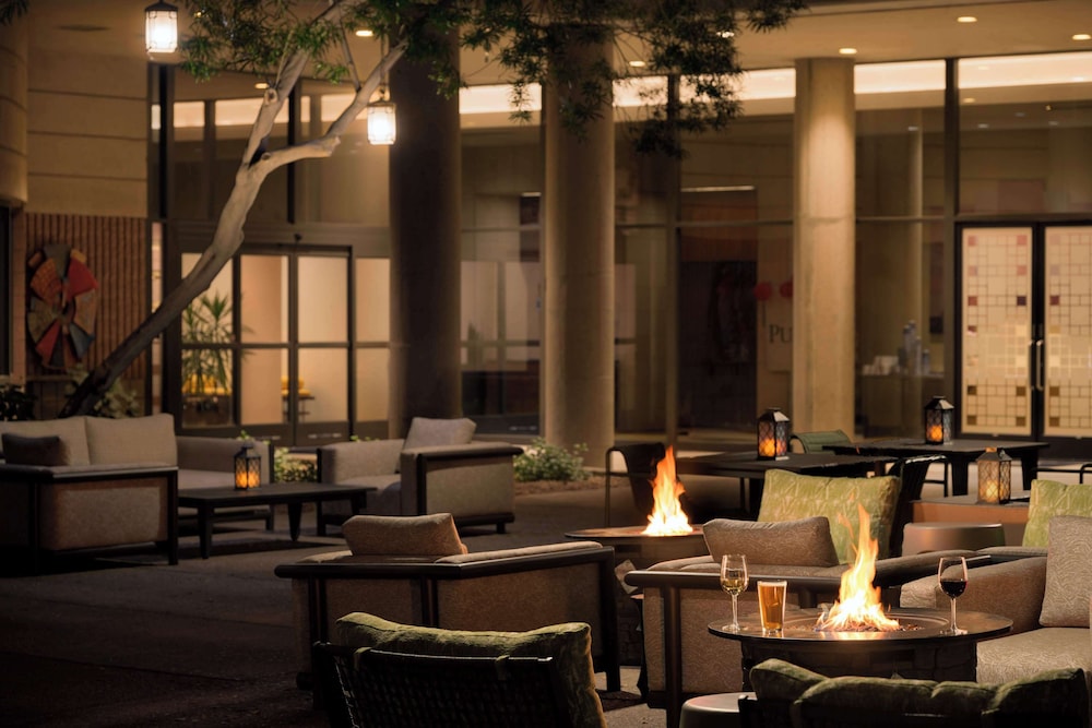 DoubleTree Suites by Hilton Phoenix - photo 68