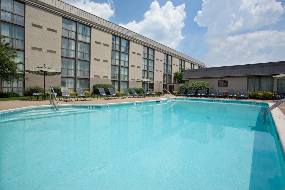 Holiday Inn Cincinnati Riverfront by IHG - photo 11