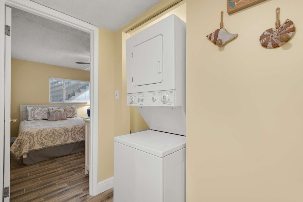 Regency Towers 521 - photo 9