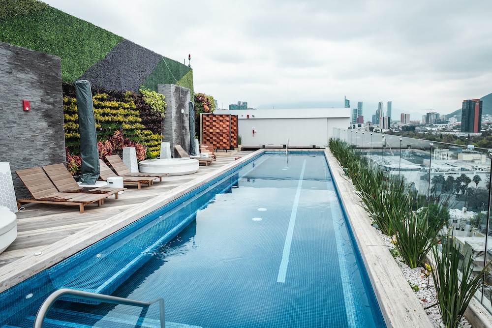 Rooftop pool