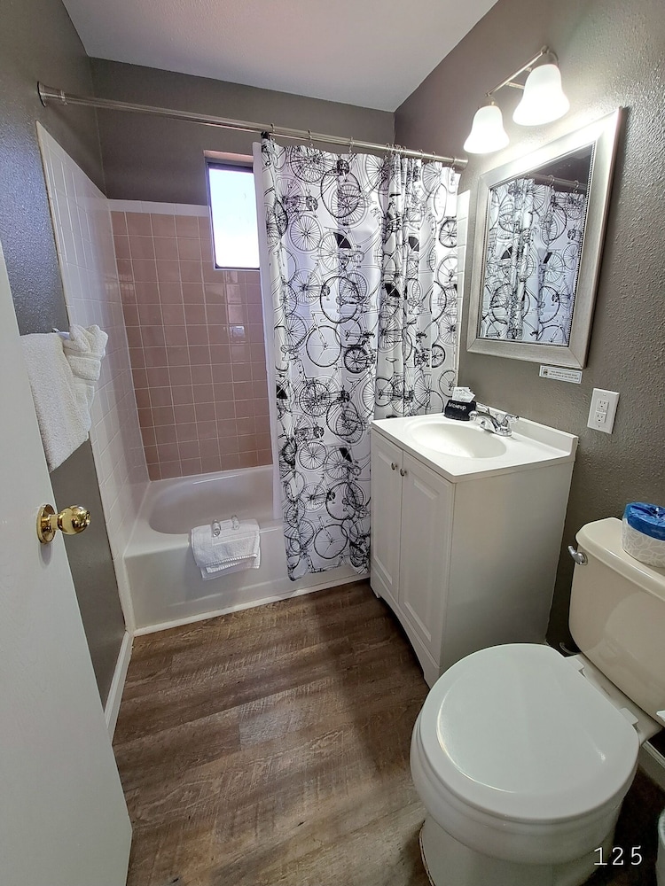 Buffalo Lodge Bicycle Resort - photo 144