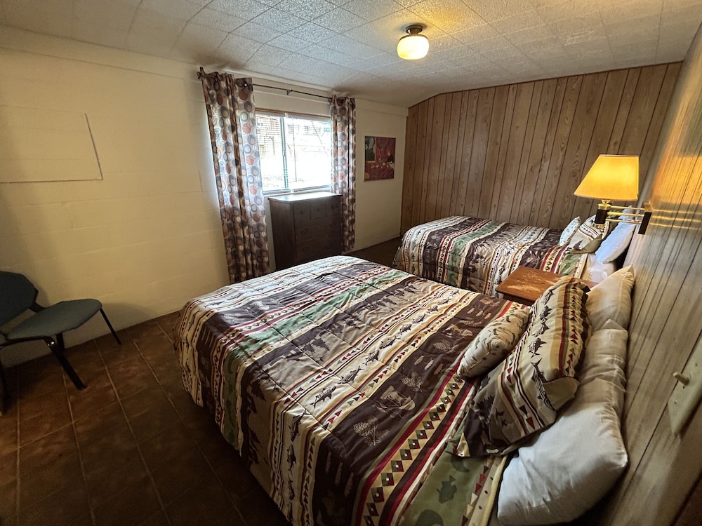 Thunderbird Resort & Event Center - photo 25