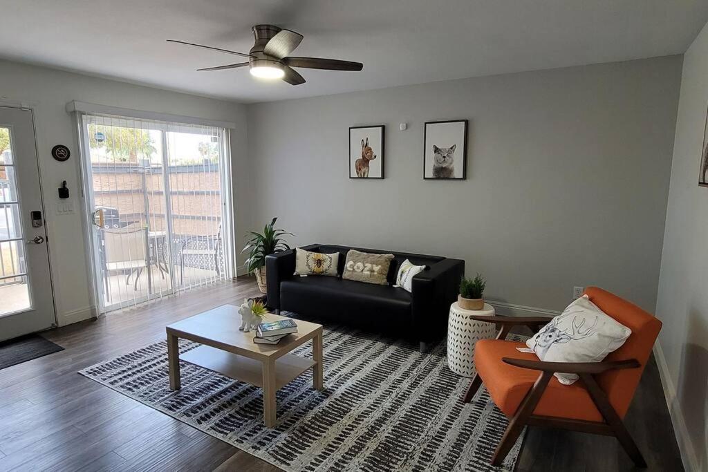 L Fully Remodeled And Professionally Decorated
