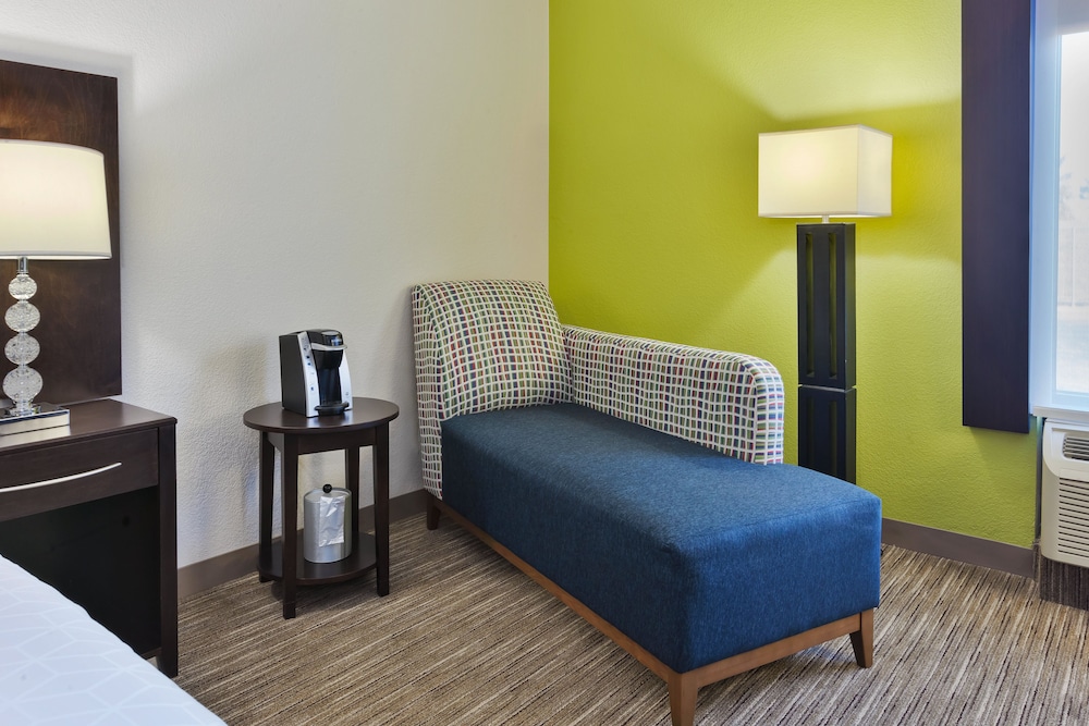 Holiday Inn Express Chillicothe East an IHG Hotel - photo 3