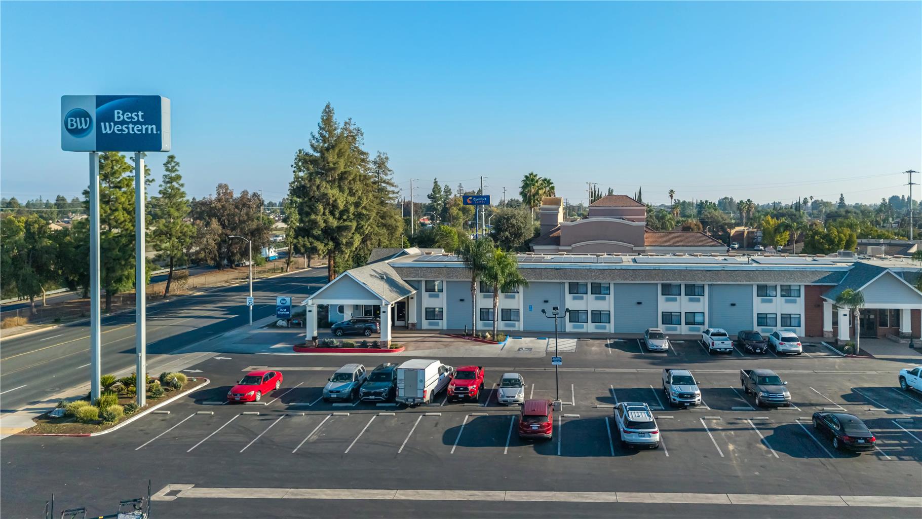 Best Western Town & Country Lodge - photo 32