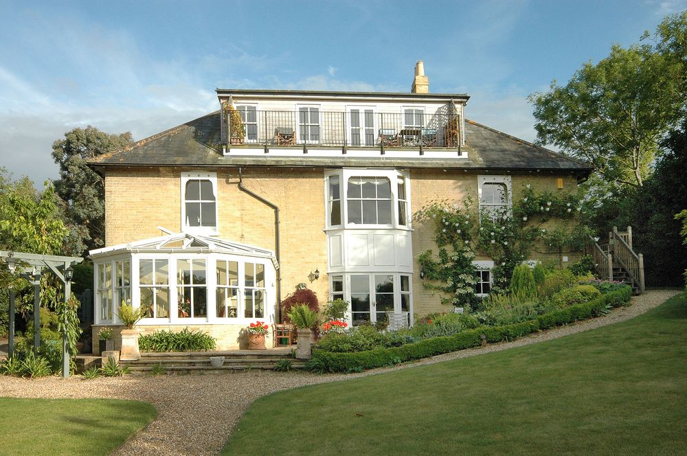 Mimosa Lodge — 4-Star Luxury Hotel in Cowes, United Kingdom