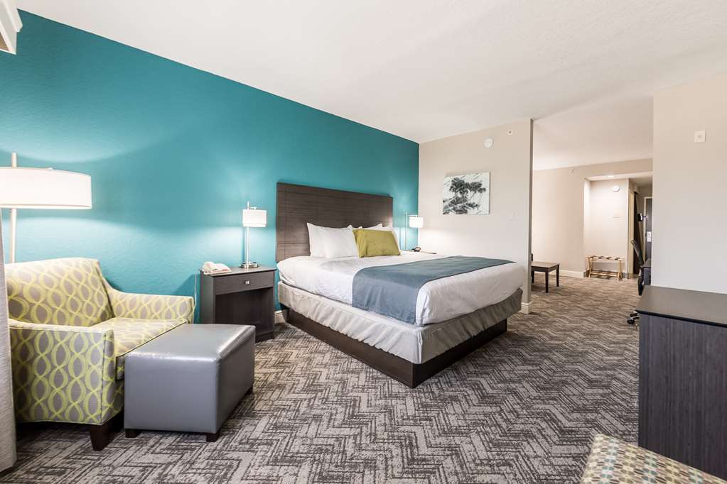 Best Western Plus Sebastian Hotel & Suites - photo 13