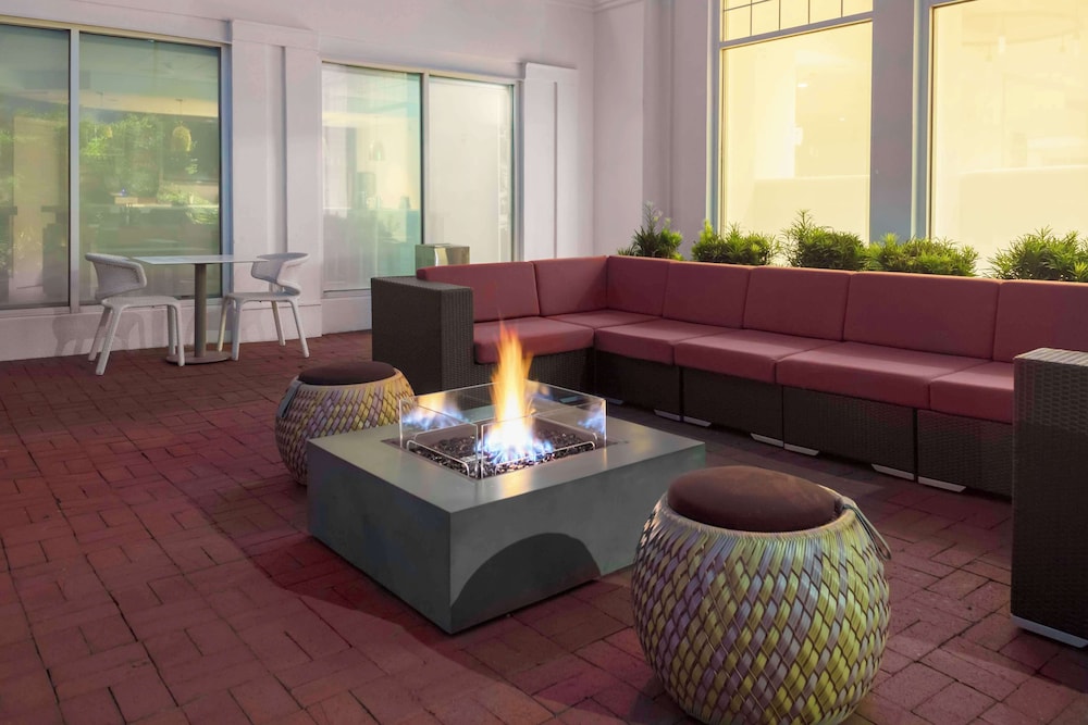 Hilton Garden Inn Roanoke Rapids - photo 24