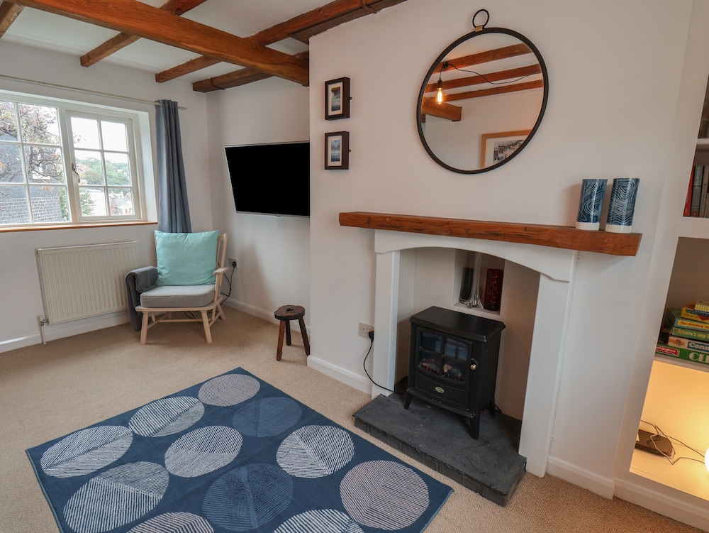 9 Salt Pan Well Steps - last minute hotel in Whitby