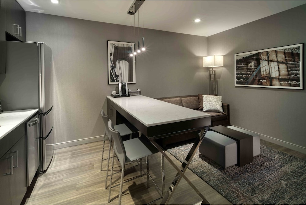 Residence Inn by Marriott Weehawken - photo 28