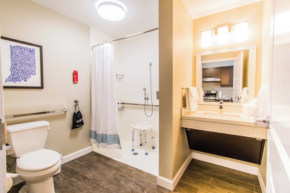 Towneplace Suites by Marriott Evansville Newburgh - photo 22
