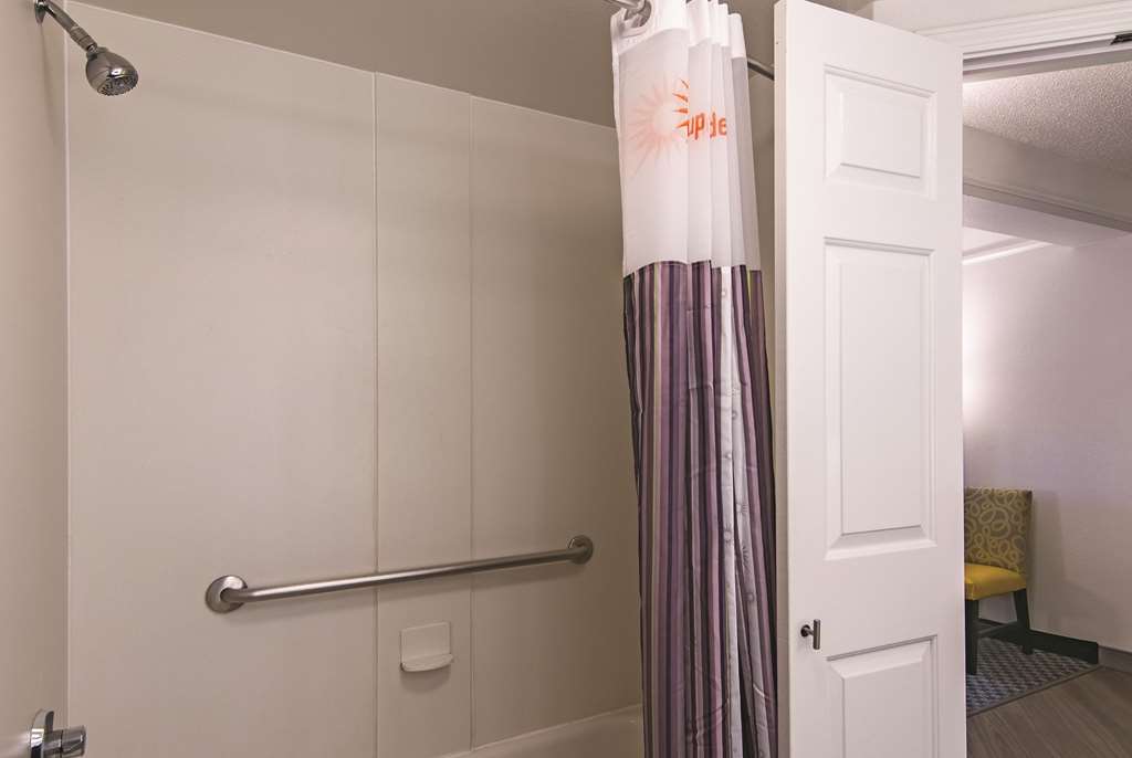 La Quinta Inn & Suites by Wyndham Oklahoma City Norman - photo 36