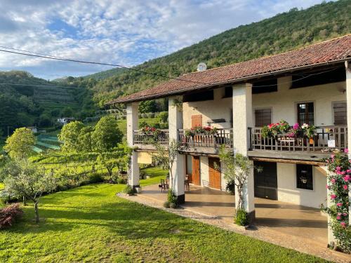 Ai Bonde - carbon neutral hotel in Ome