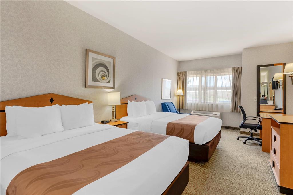 Quality Inn & Suites Denver Airport Gateway Park - photo 12