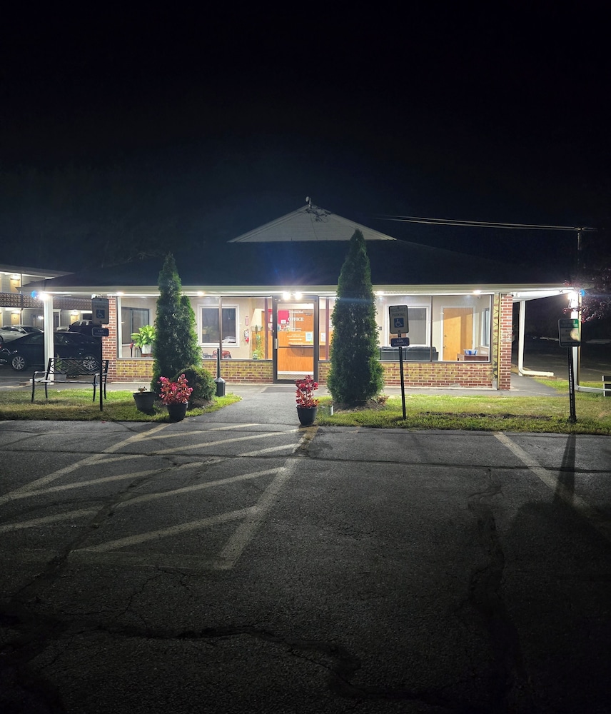 Ayer Motor Inn - photo 30
