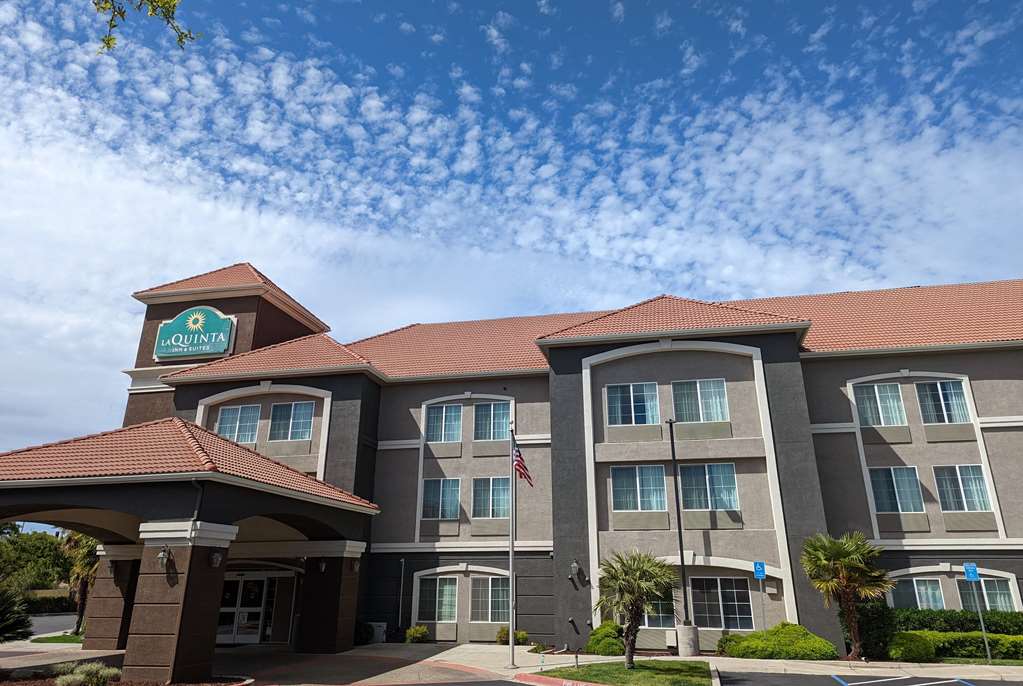 La Quinta Inn & Suites by Wyndham Manteca Ripon - featured photo