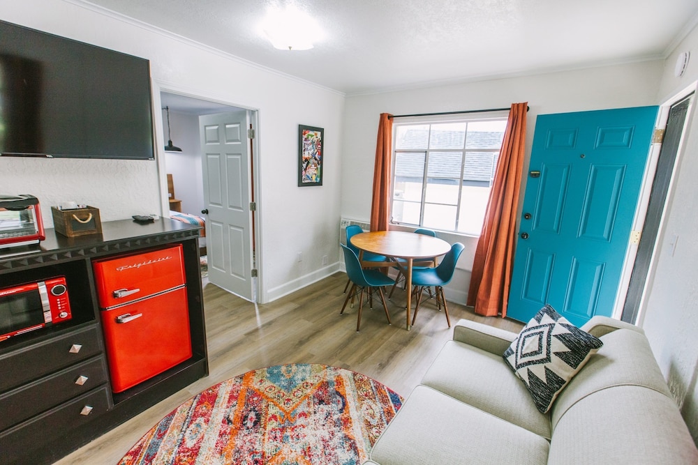 Route 19 Inn - photo 14