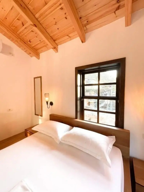 Amalia Hotel — Berat — photo 4