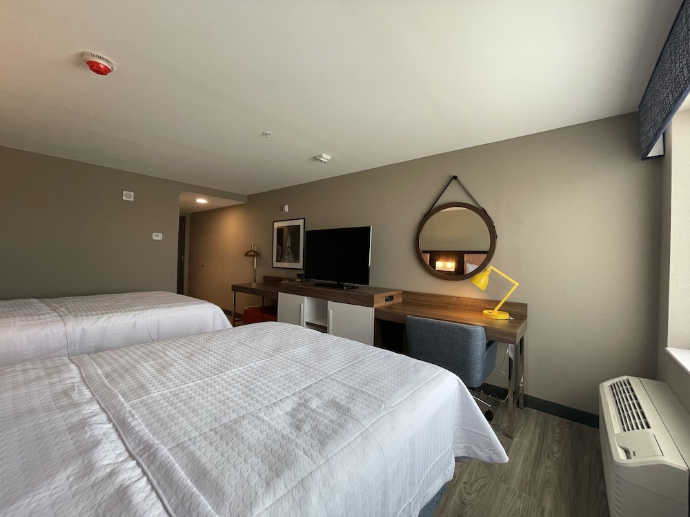 Hampton Inn Indianapolis Downtown IUPUI - photo 3