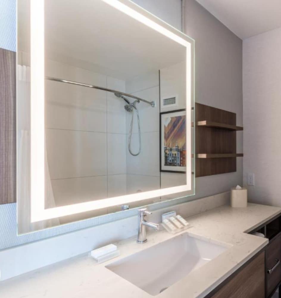 Hilton Garden Inn San Francisco Oakland Bay Bridge - photo 40