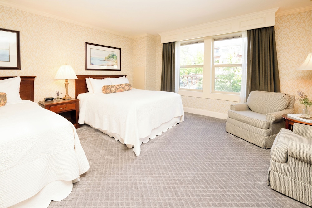 Fairhaven Village Inn - photo 29