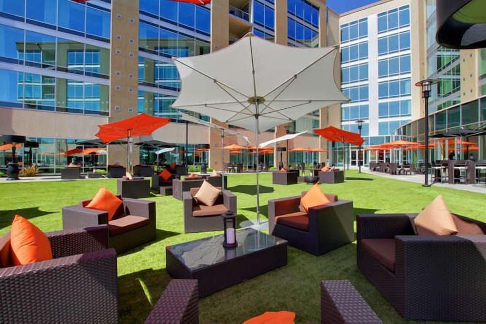 University Plaza Waterfront Hotel - photo 27