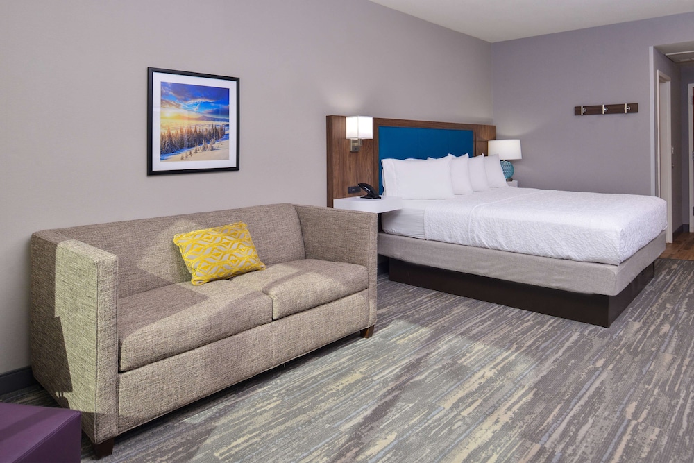 Hampton Inn & Suites Boise Spectrum - photo 57
