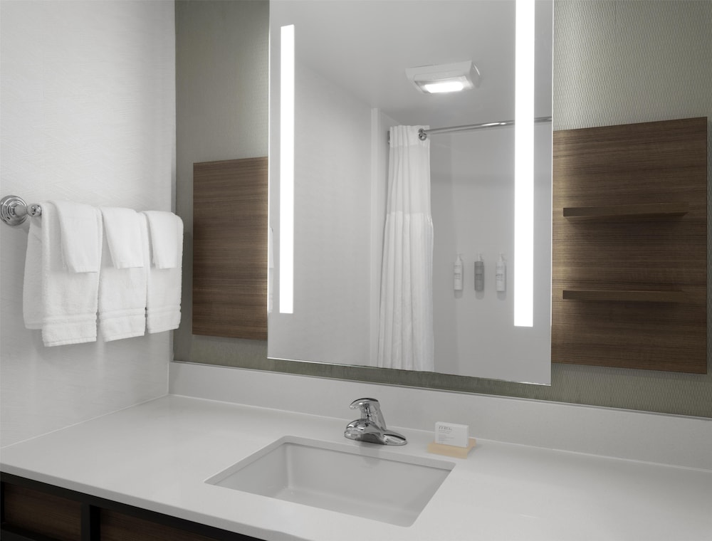Hilton Garden Inn Indianapolis Northeast Fishers - photo 11