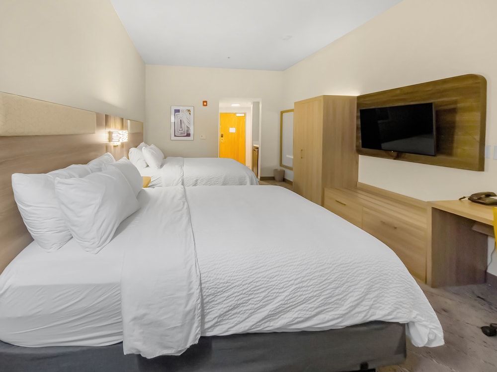 Holiday Inn Express Salt Lake City South Midvale by IHG - photo 13