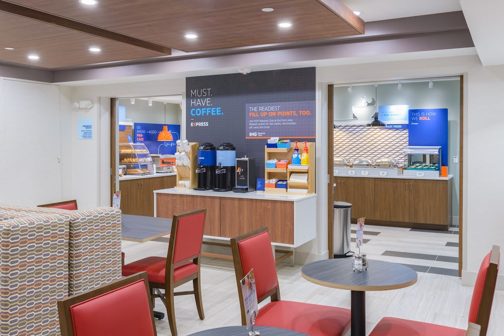 Holiday Inn Express Southington by IHG - photo 19