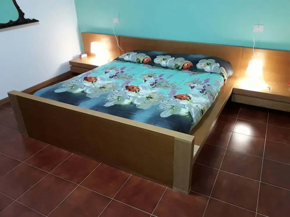 Borgo La Pineta - carbon neutral hotel in Carmiano