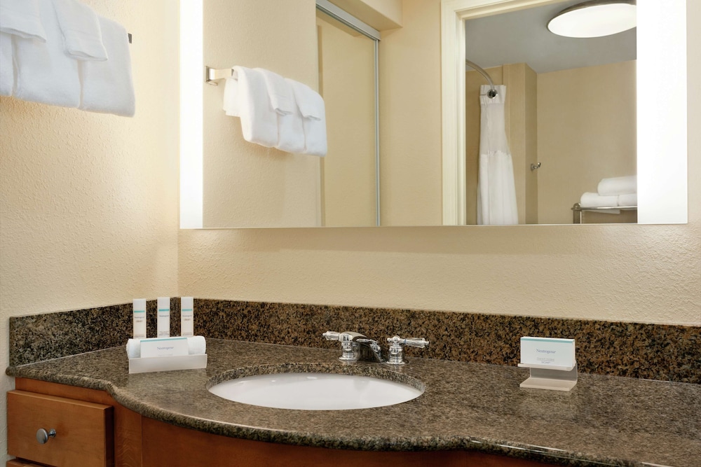 Homewood Suites by Hilton Allentown Bethlehem Airport - photo 20