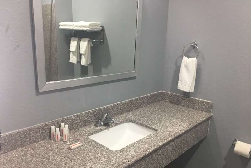Days Inn by Wyndham Odessa - photo 9