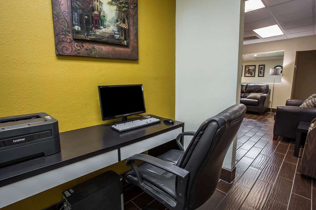 Econo Lodge Salisbury South - photo 40